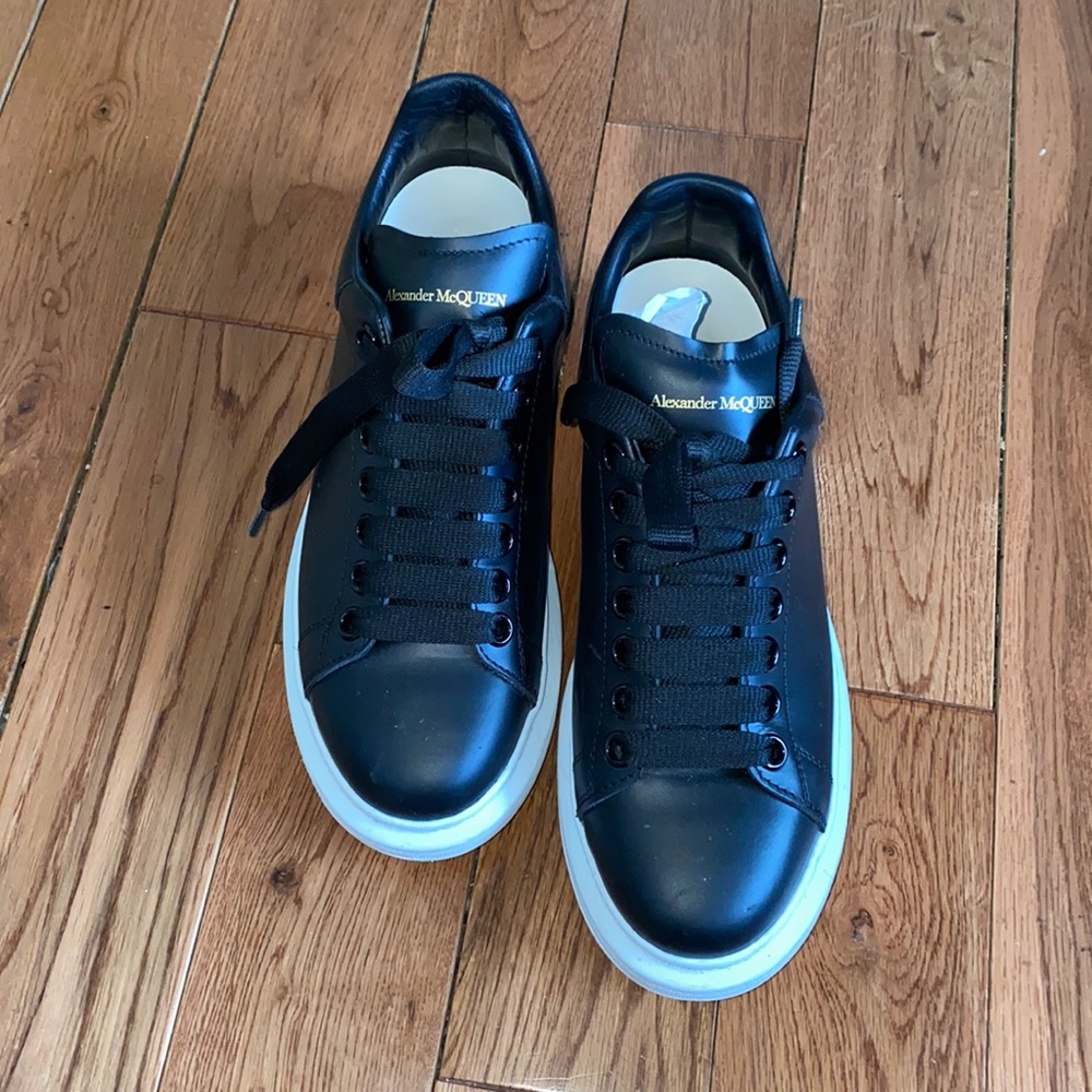 Women’s Oversized Sneakers